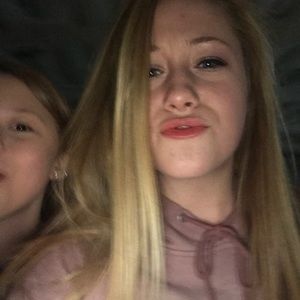 Meet your Posher, Cierra